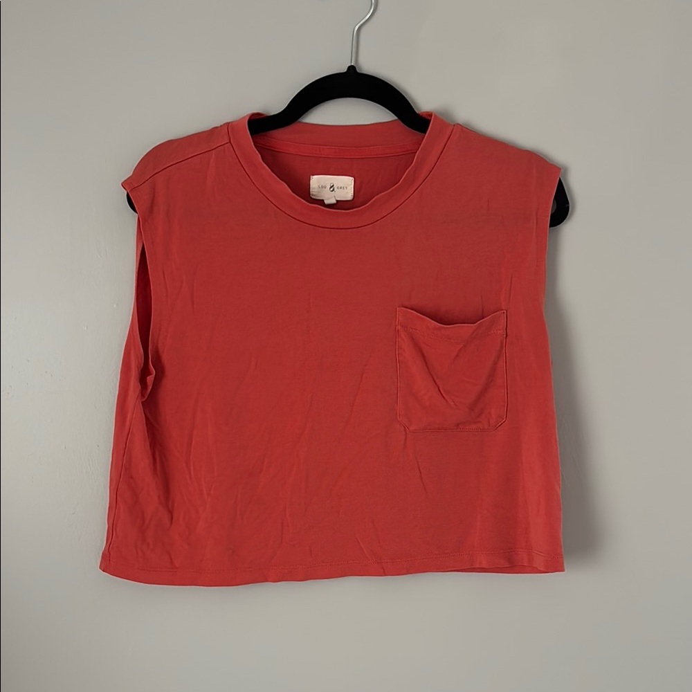 Coral Lou & Gray Muscle T
